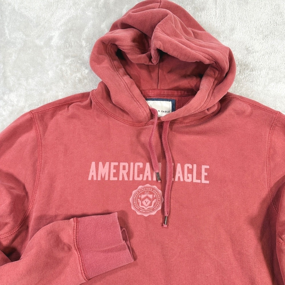 American Eagle Hoodie Mens Med Super Soft Y2K Pullover Sweatshirt Red Sweater